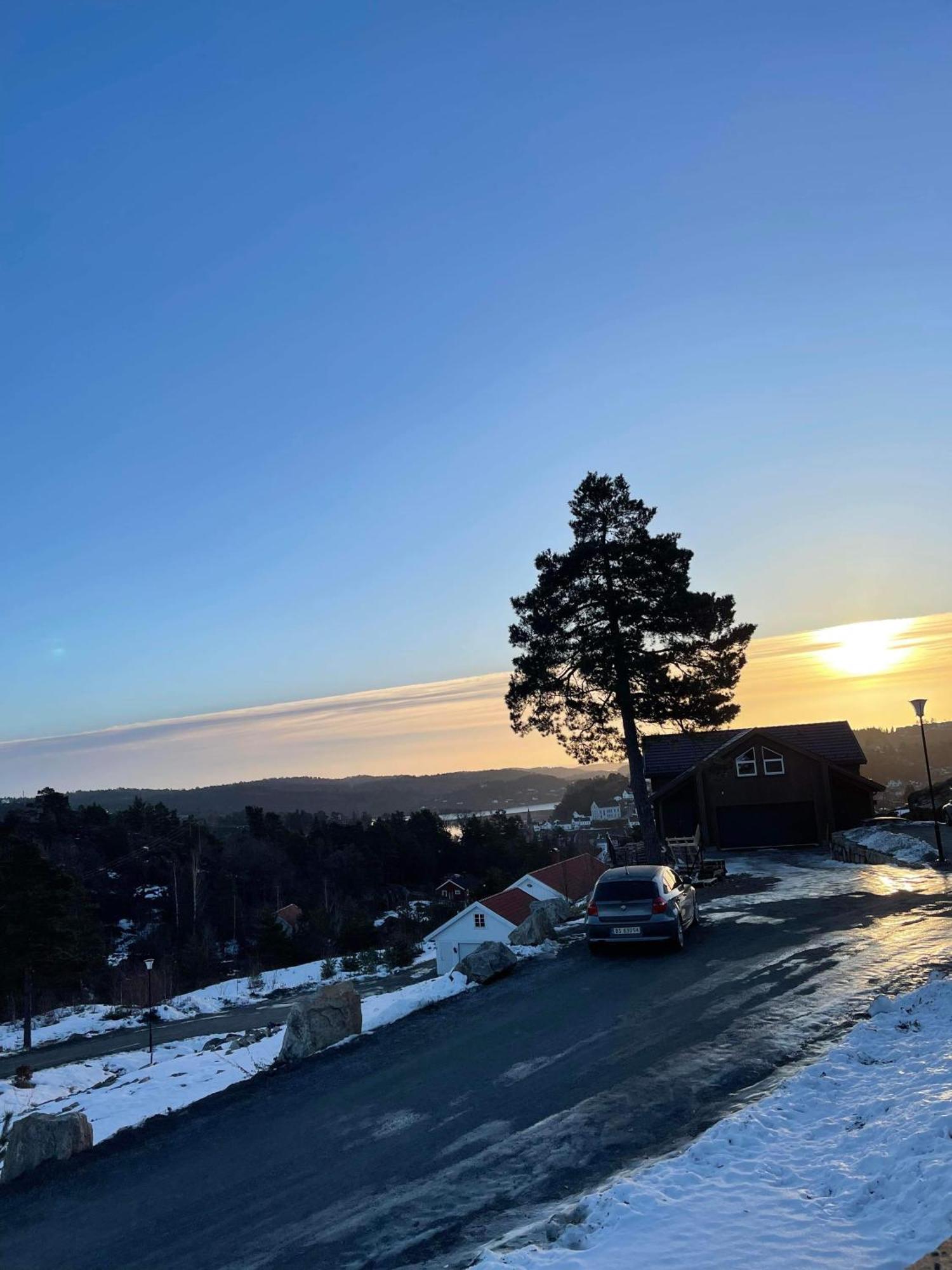 Familievennlig Apartment Tvedestrand Exteriör bild